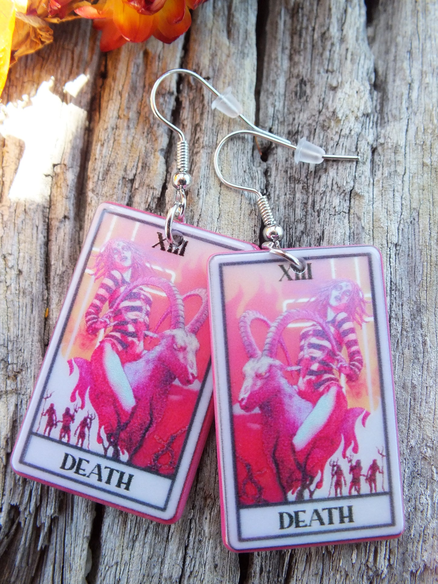 The Horror Arcana Earrings - Death (Bettlejuice)