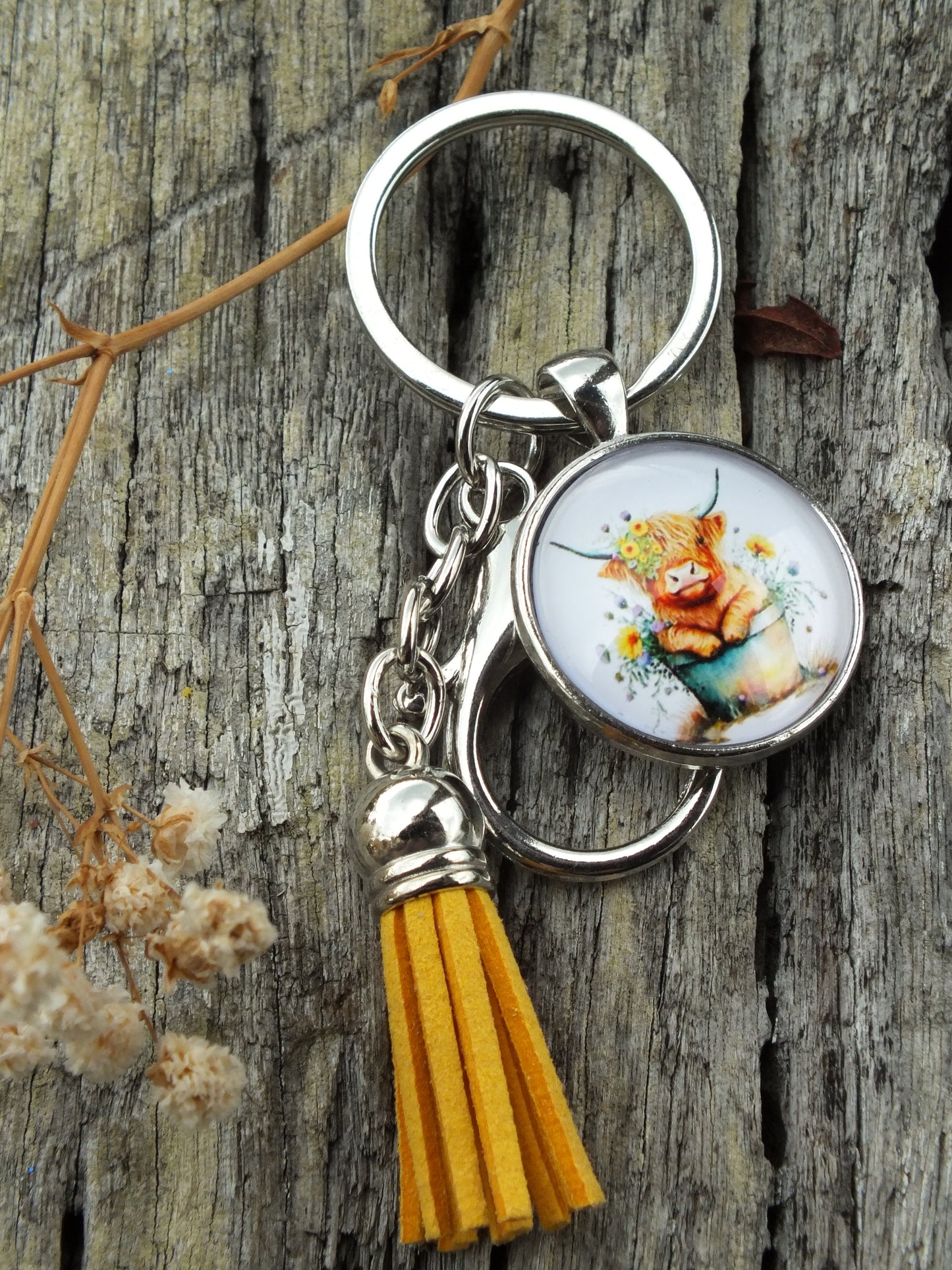 Cute Highland Cow Cabochon Keyring With Tassel