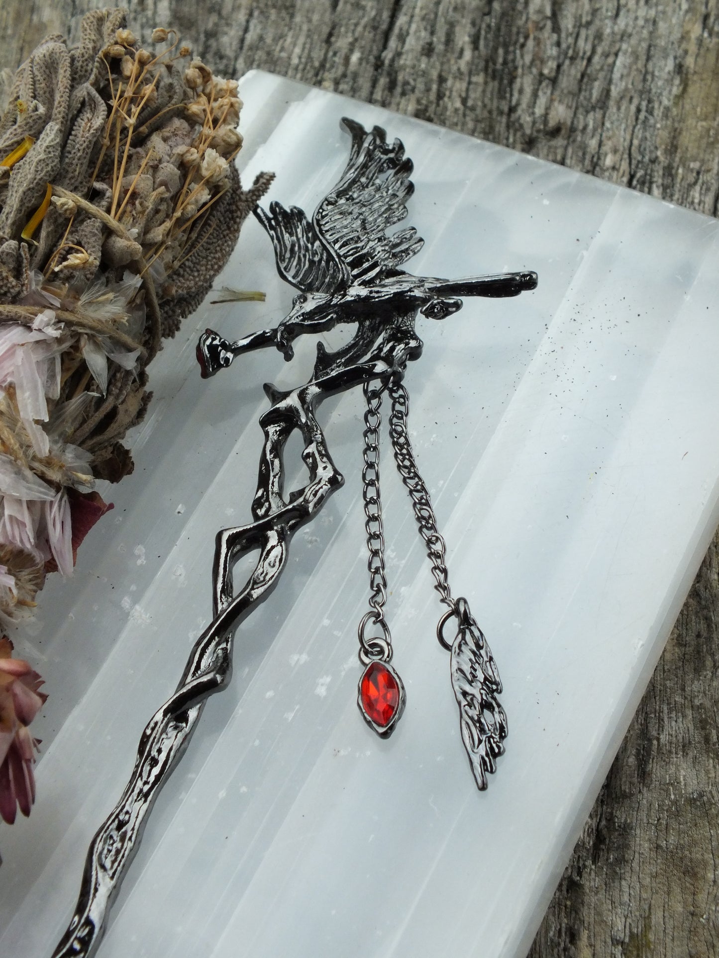 Dark Thorn Crow Hairpin