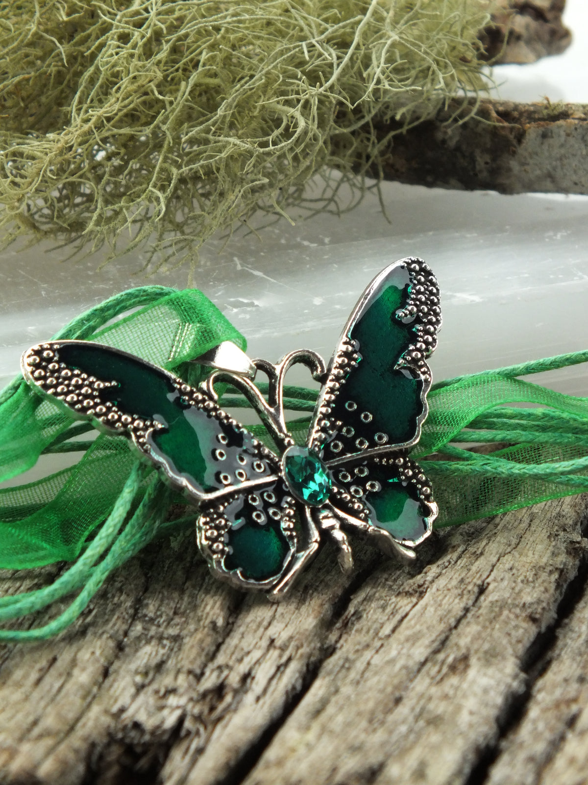Green Butterfly Choker