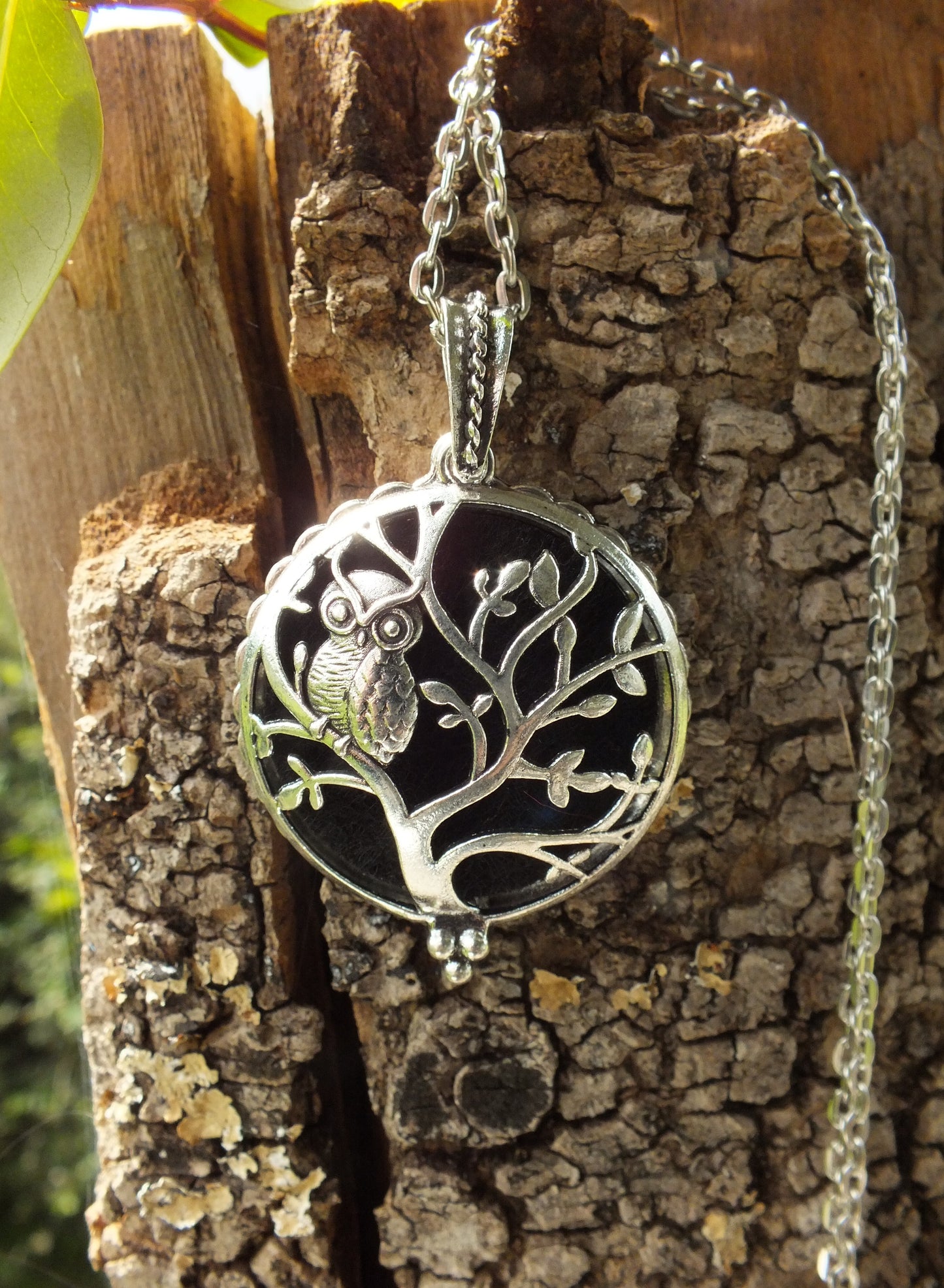 Black Owl Diffuser Locket