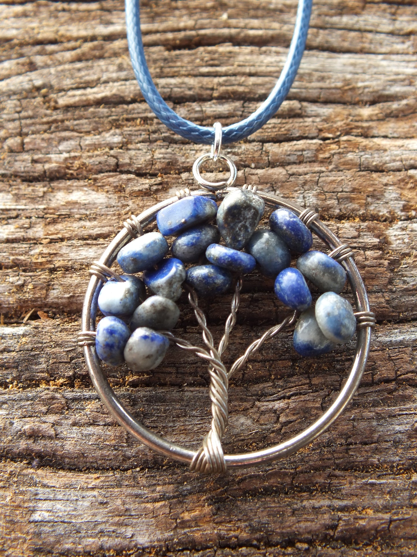 Lapis Lazuli Chip Wire Tied Tree Of Life Necklace