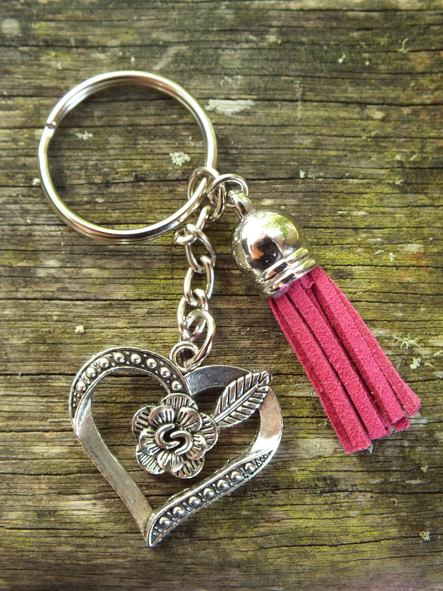 Metal Rose Heart Silver Tassel Keyring