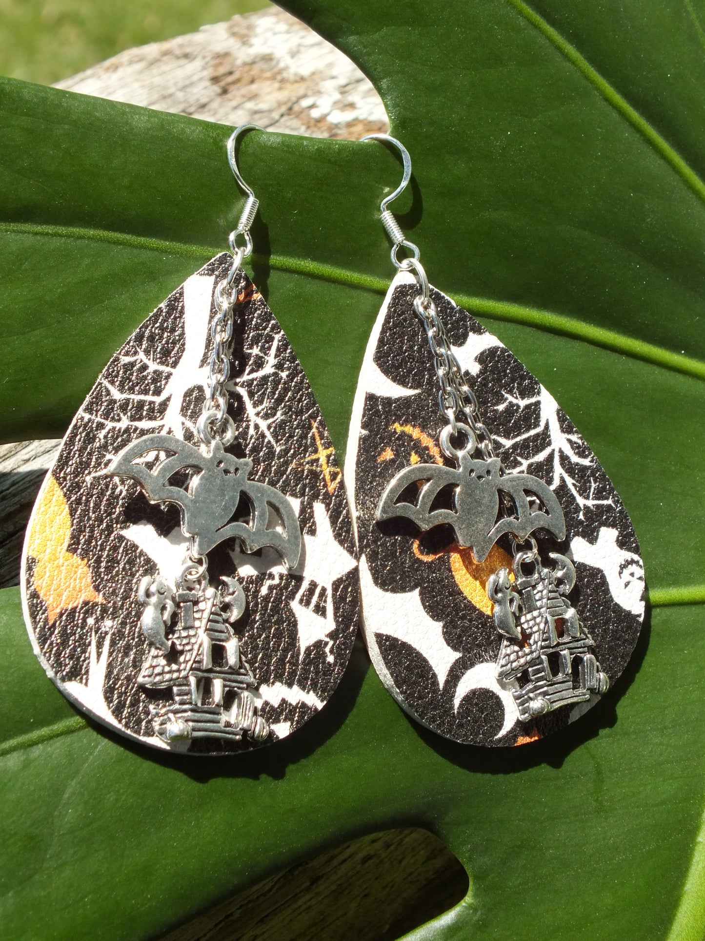 Halloween Leather & Chain Haunted House Bat Earrings