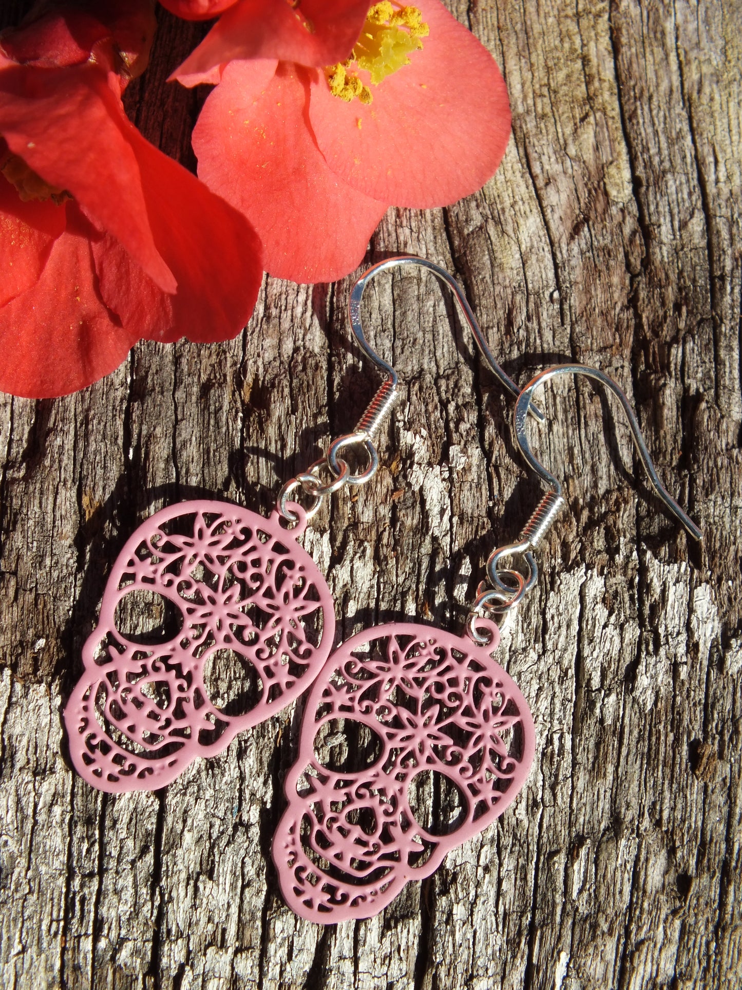 Filigree Skull Earrings (Rose)