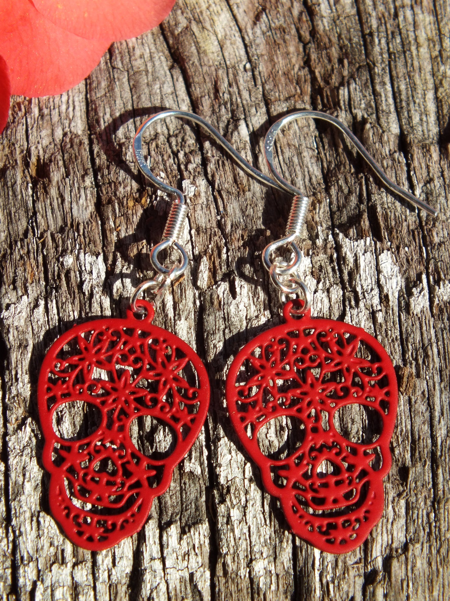 Filigree Skull Earrings (Crimson)