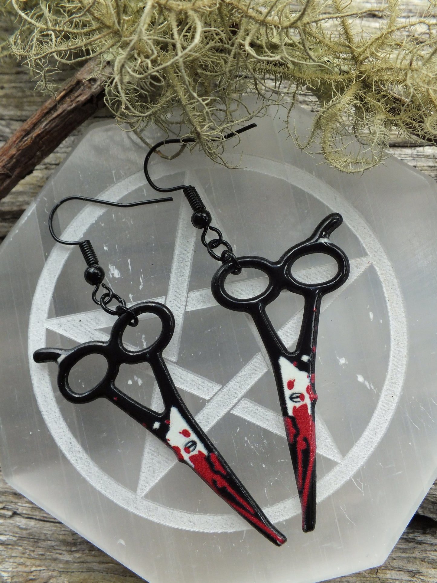 The Vampire of Düsseldorf's Bloody Scissors