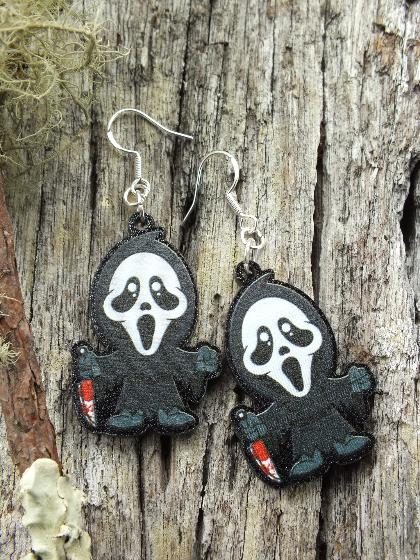 Horror Slashers - "Scream" - Ghost-face Earrings