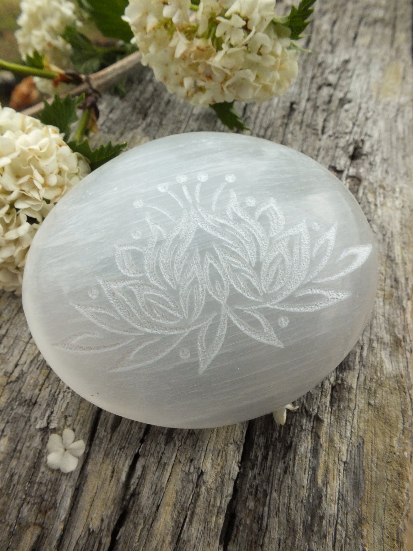 Selenite Palm Stone - Lotus