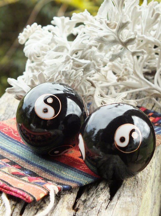 Yin Yang Baoding Balls (Black In Bag)