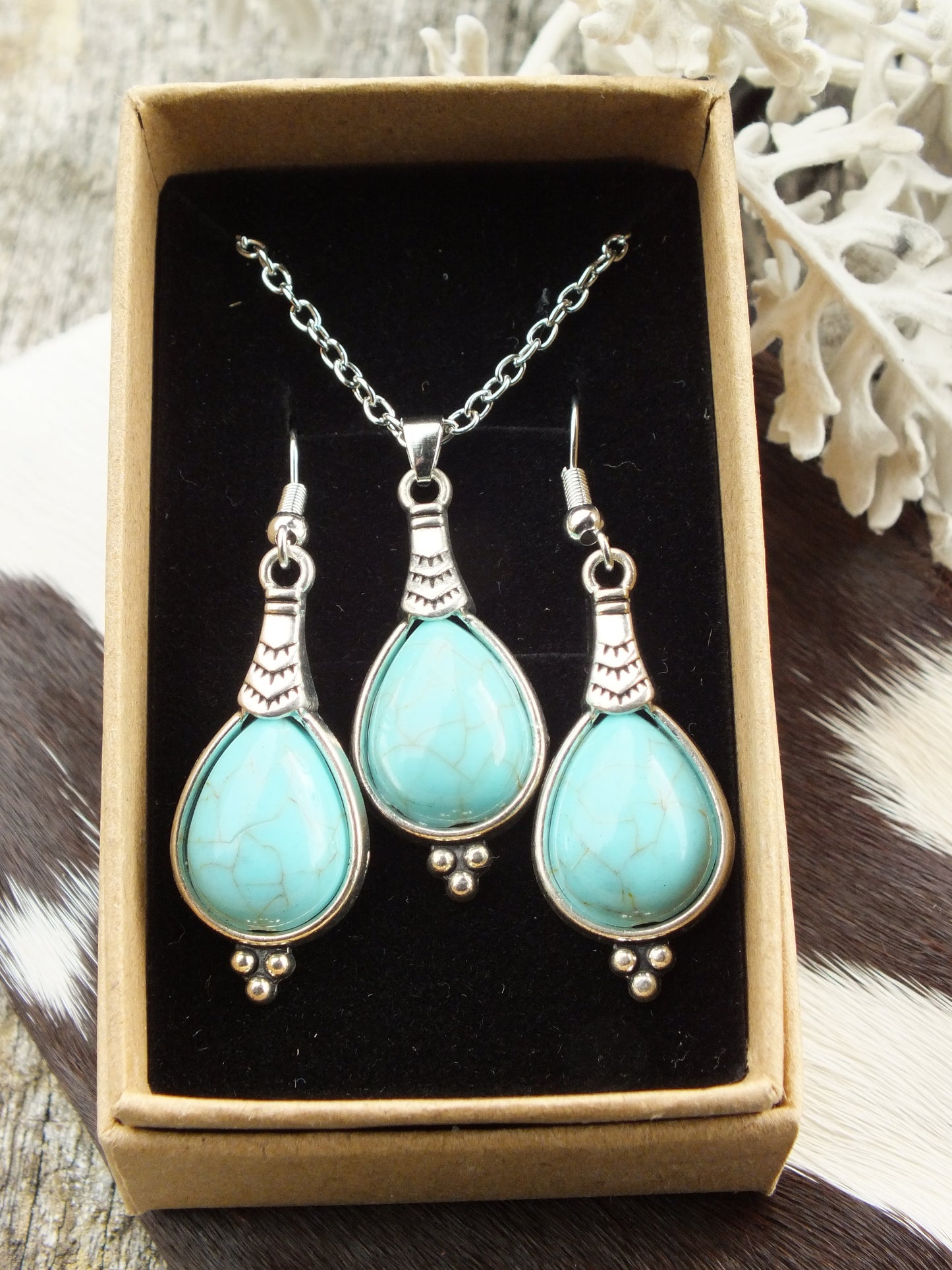 Synthetic Turquoise Box Set