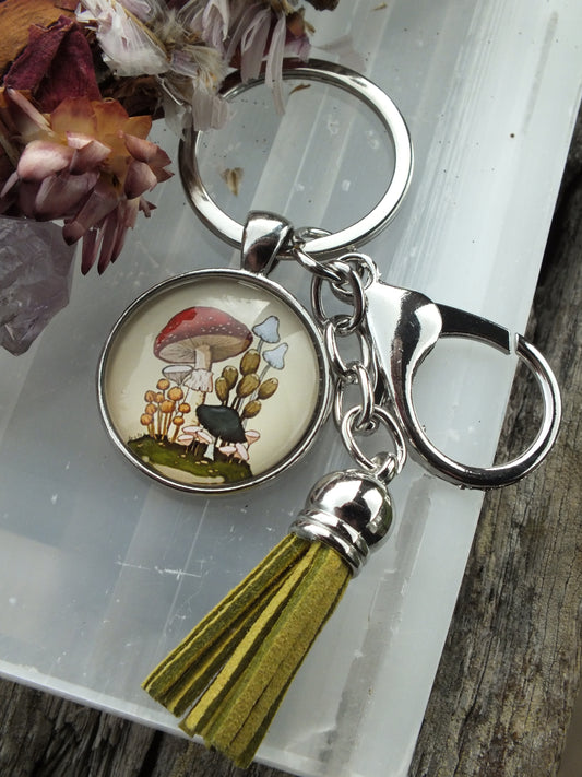 Vintage Style Mushroom Keyring