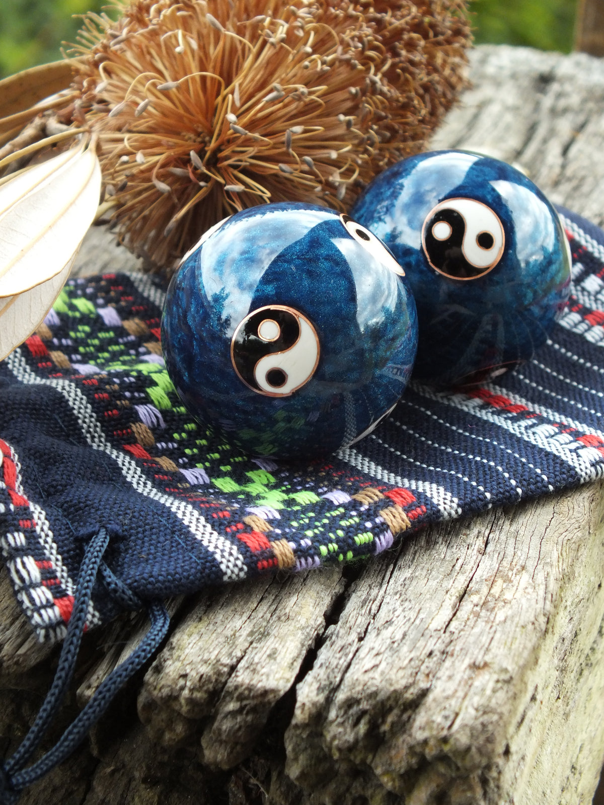 Yin Yang Baoding Balls In Bag - Blue/X.Small