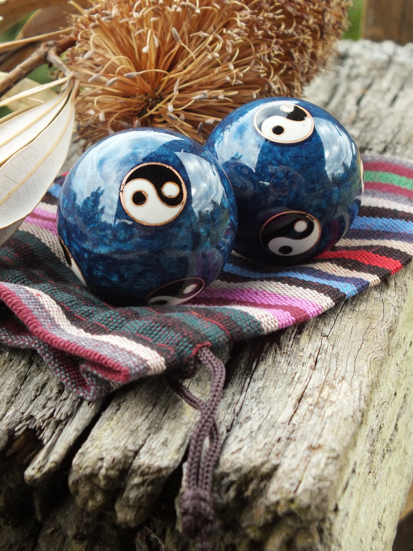 Yin Yang Baoding Balls In Bag - Blue/X.Small