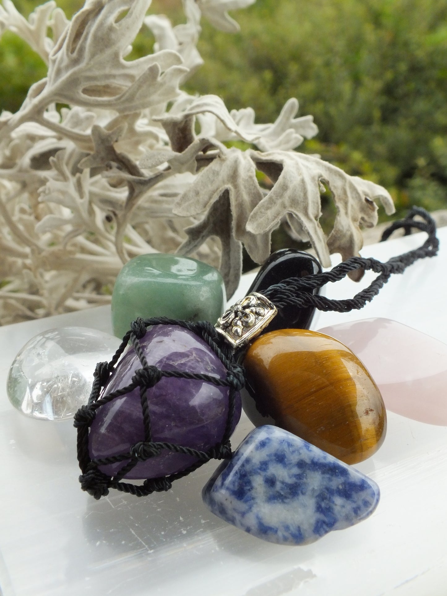 Macrame Cage Necklace Chakra Set – 7 Interchangeable Tumble Stones