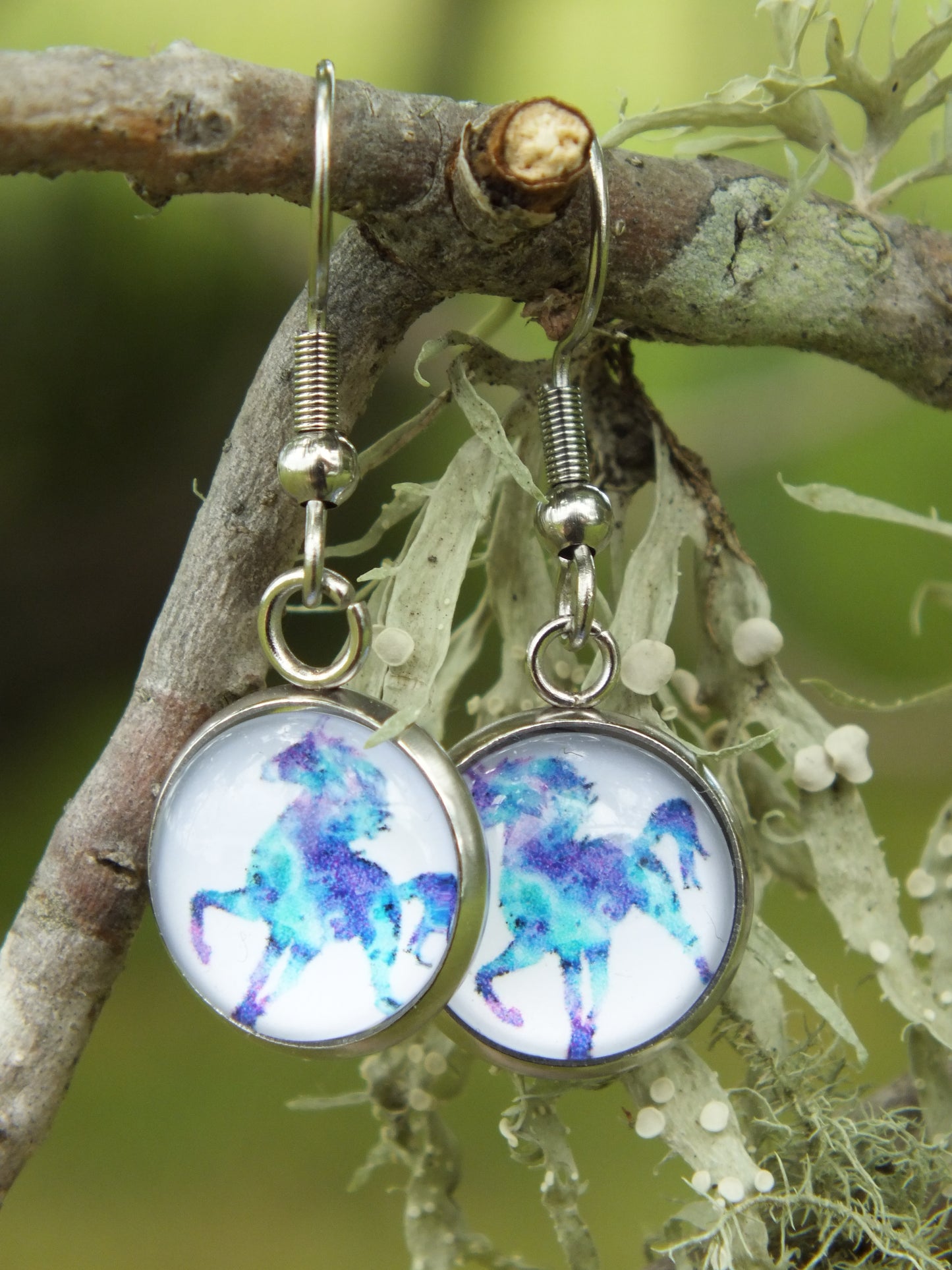 Running Horse Cabochon Earrings