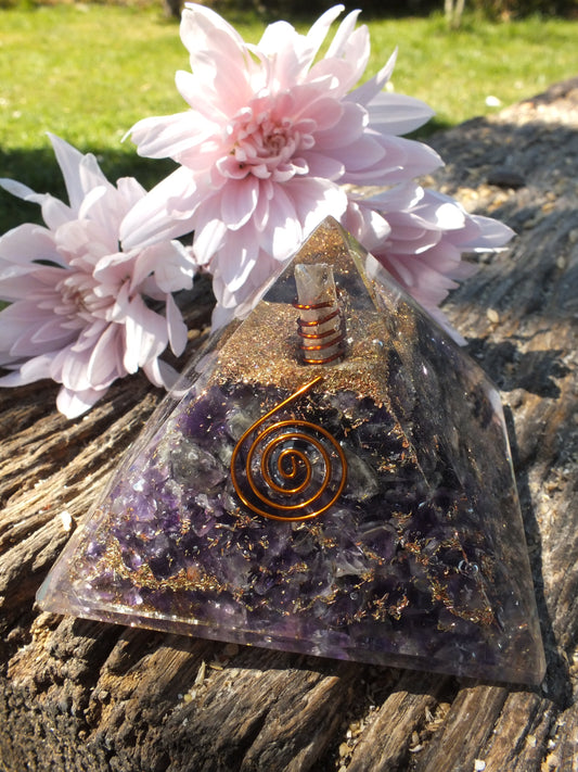 Amethyst & Quartz Orgonite